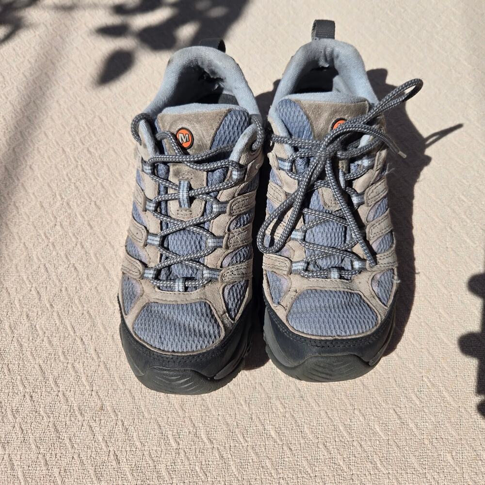 merrell hiking shoes gorpcore earthy utility • 7.5 ♡